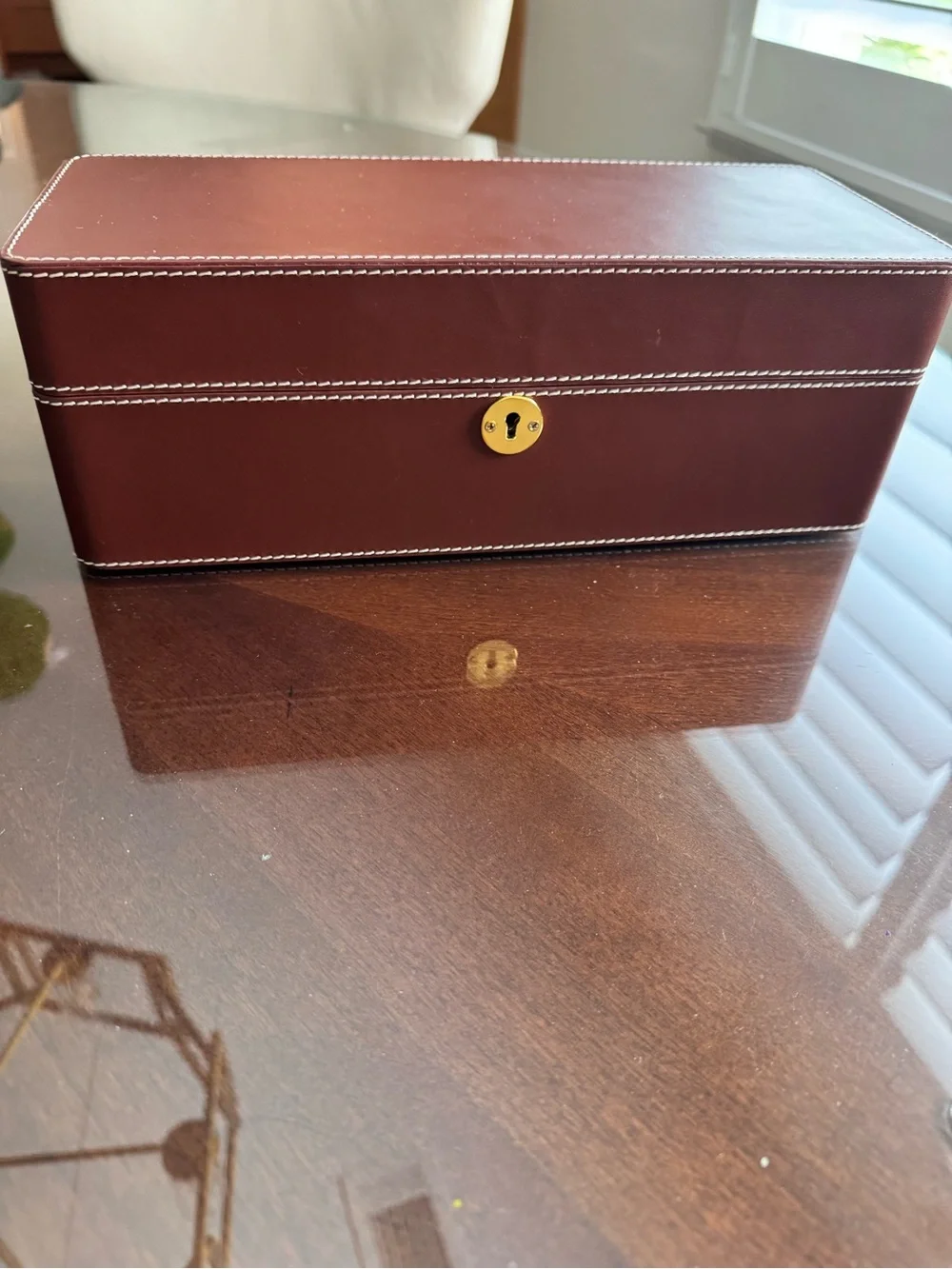 Mark and Graham CLASSIC LEATHER TOP STITCH WATCH BOX